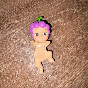 Sonny Angel Grape Hipper